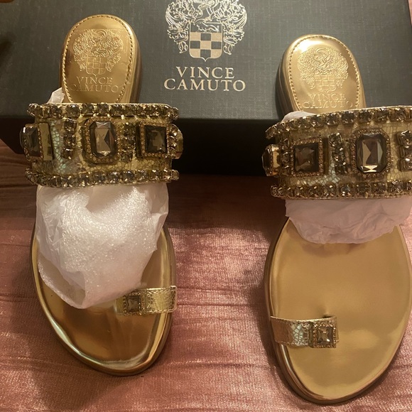 Woman's designer shoes - Picture 6 of 16